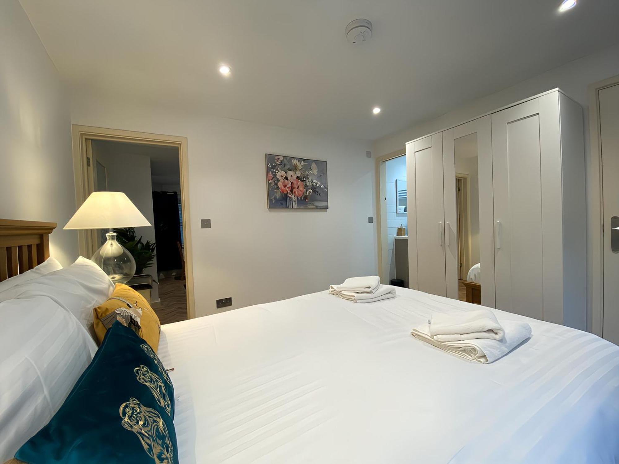 Stunning 1Br - Super Central- Peaceful Area - Lower Ground Apartment ケンブリッジ エクステリア 写真