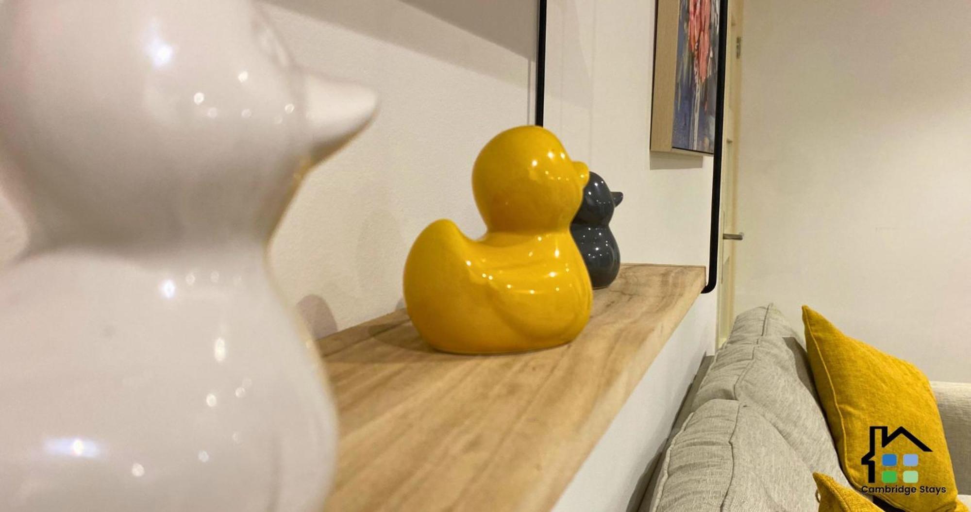 Stunning 1Br - Super Central- Peaceful Area - Lower Ground Apartment ケンブリッジ エクステリア 写真