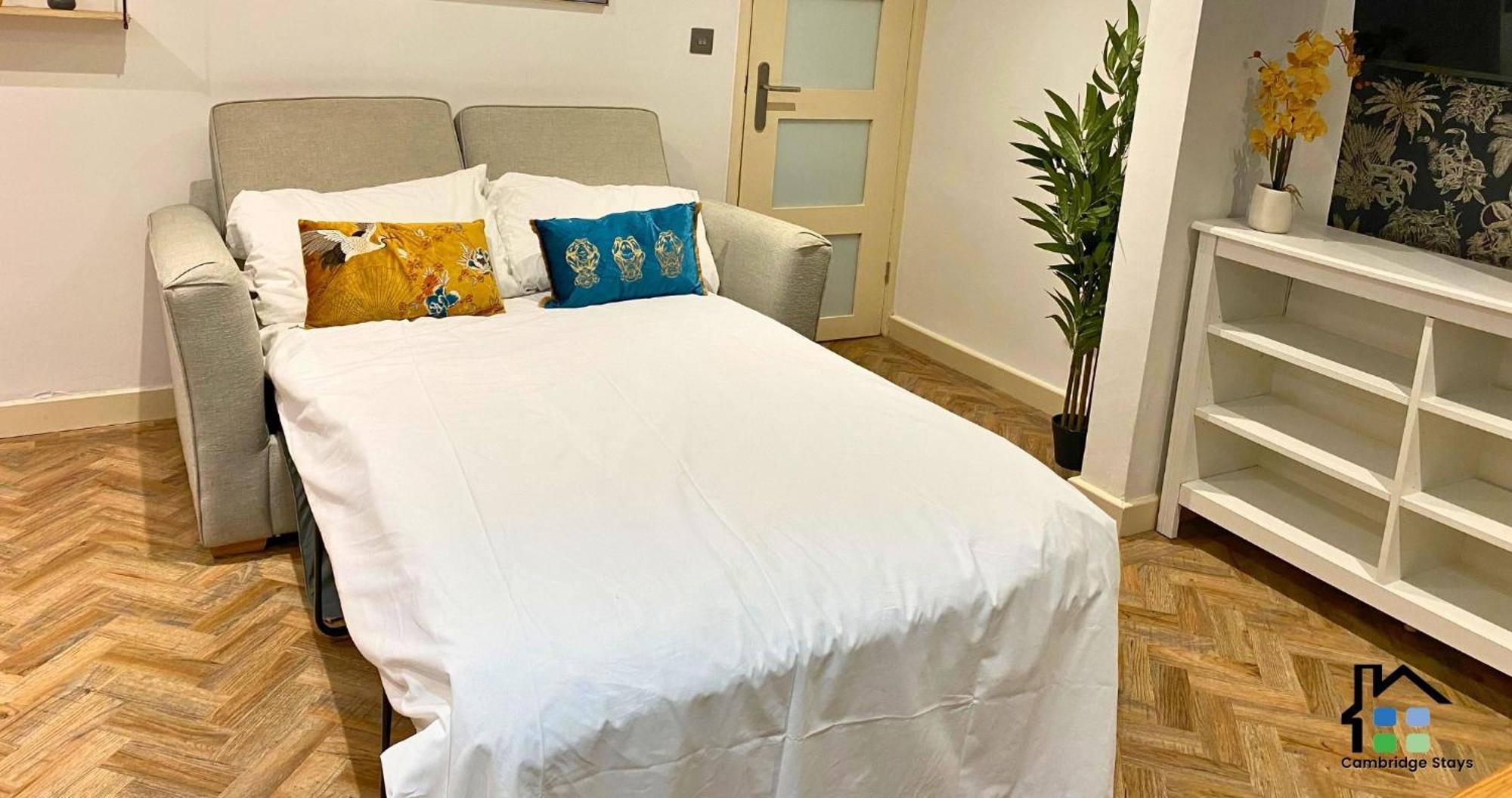 Stunning 1Br - Super Central- Peaceful Area - Lower Ground Apartment ケンブリッジ エクステリア 写真