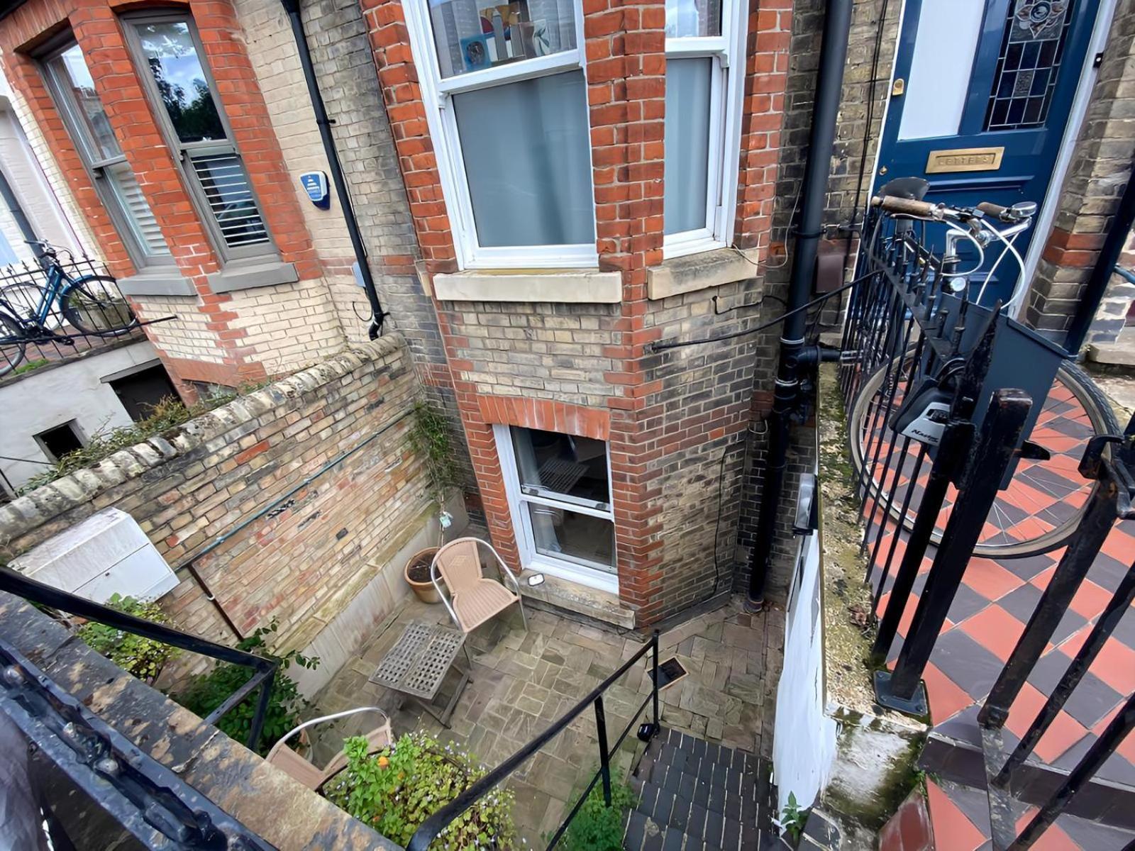 Stunning 1Br - Super Central- Peaceful Area - Lower Ground Apartment ケンブリッジ エクステリア 写真